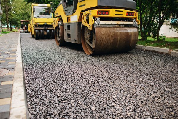 Cost of Gravel And Tar Paving in Visalia