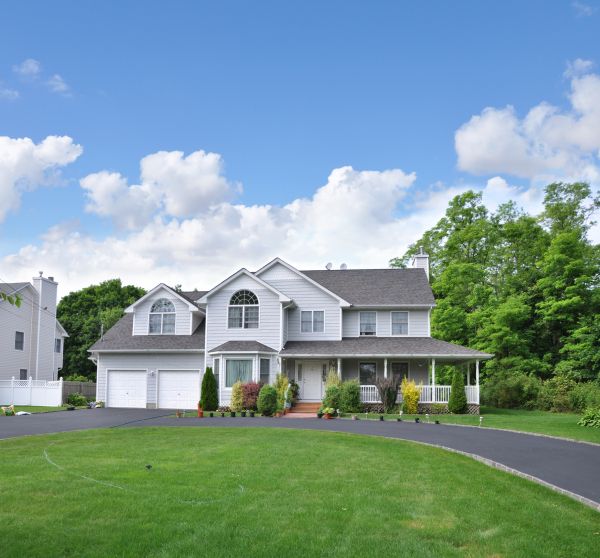 Cost of Driveway Blacktop Installation in Visalia