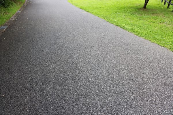 Cost of Tar And Chip Driveway Paving in Visalia